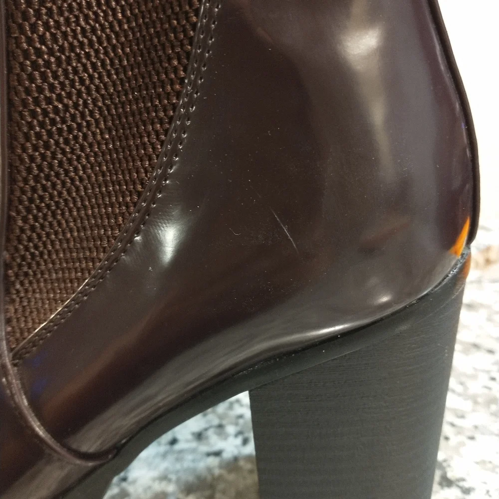 Breckelle's Brown Burgundy Chunky Heel Ankle Boot Elastic Shiney 7 1/2 FLAWS - Picture 13 of 15